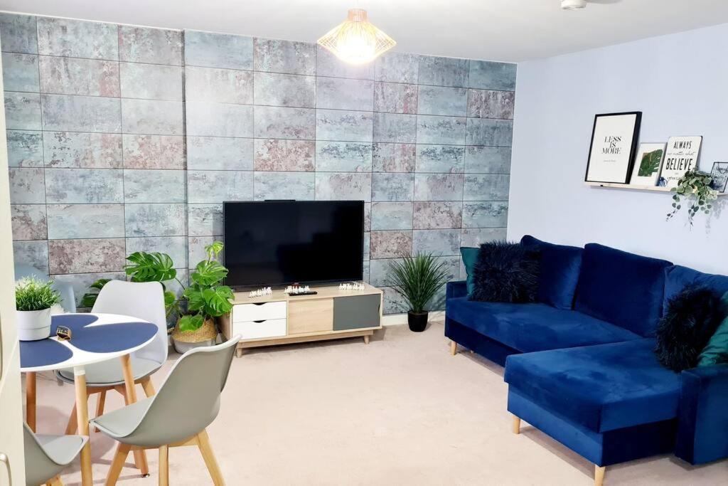 Stylish 2 Bedroom Apartment / Free Gated Parking グラスゴー エクステリア 写真