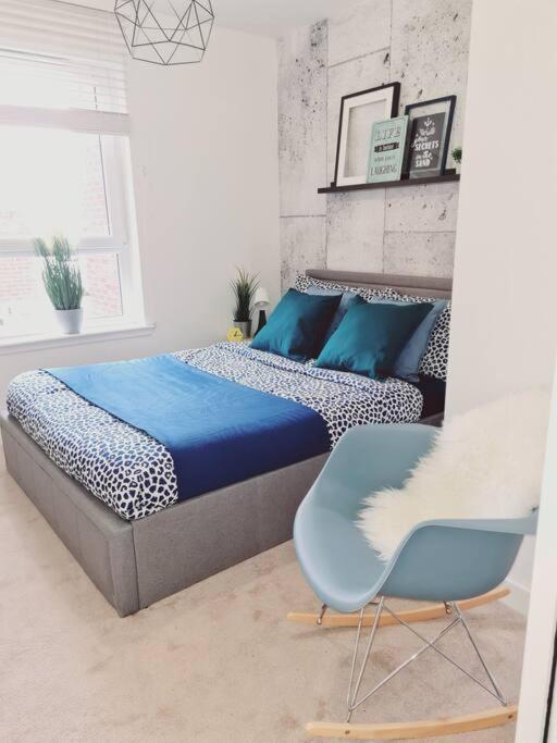Stylish 2 Bedroom Apartment / Free Gated Parking グラスゴー エクステリア 写真